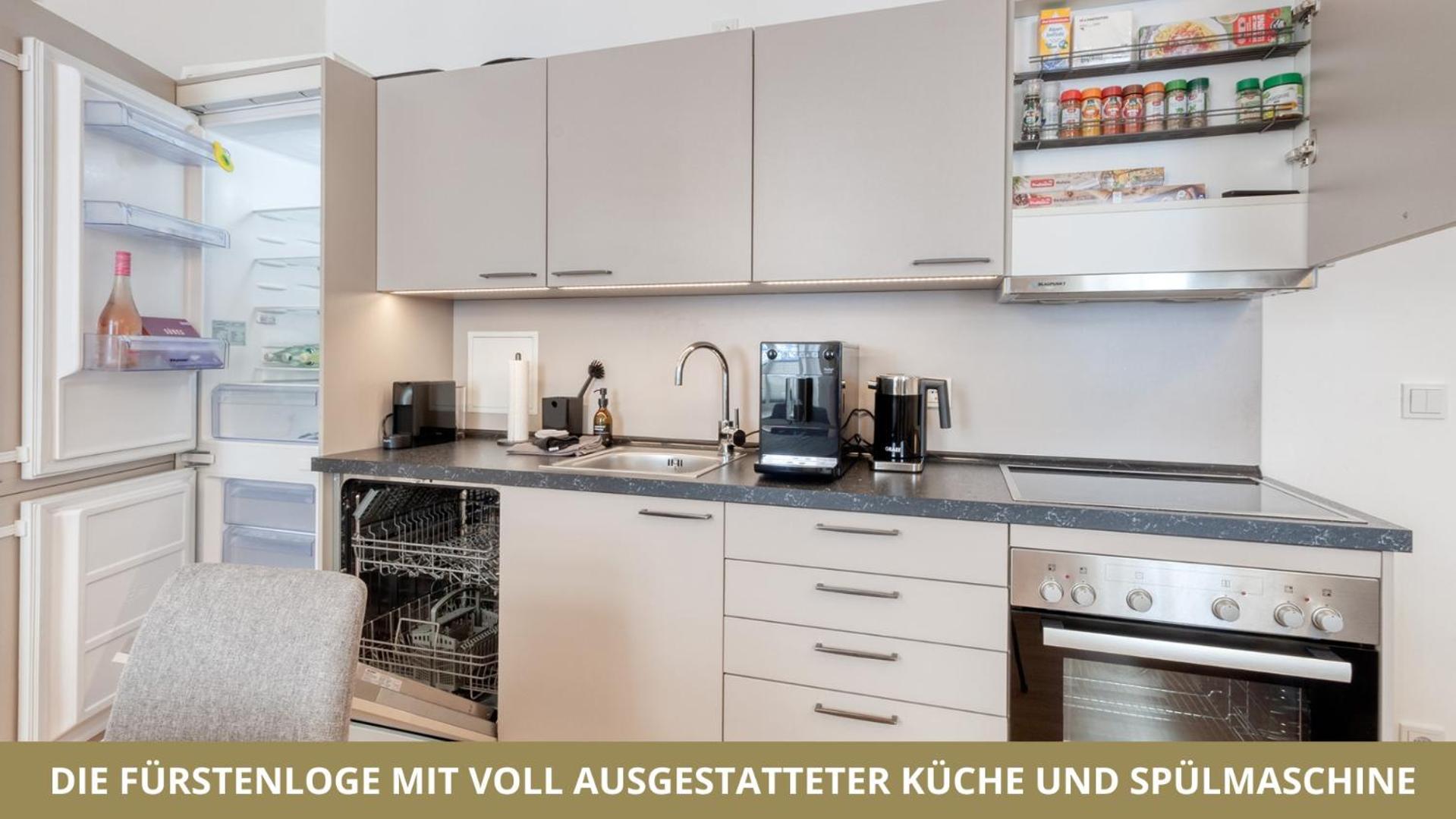 Neu Fewo Fuerstenloge 1-6 Pers Hinter Dem Markgraeflichen Opernhaus - 2 Schlafzimmer Mit Boxspringbetten 4 Einzel Oder 2 Doppelbetten, Balkon Und Einbaukueche, Barrierearm Bayreuth Kültér fotó