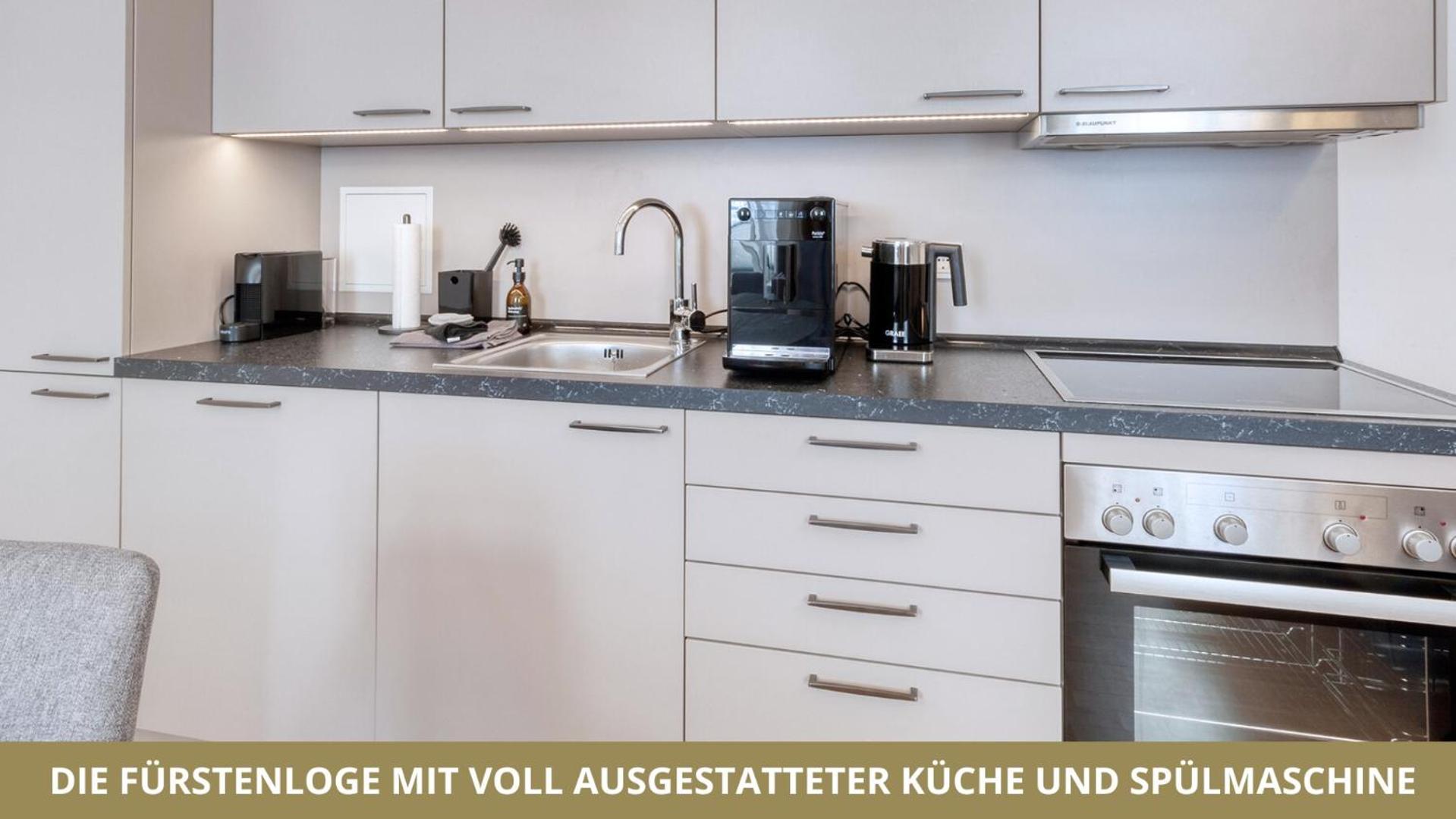 Neu Fewo Fuerstenloge 1-6 Pers Hinter Dem Markgraeflichen Opernhaus - 2 Schlafzimmer Mit Boxspringbetten 4 Einzel Oder 2 Doppelbetten, Balkon Und Einbaukueche, Barrierearm Bayreuth Kültér fotó