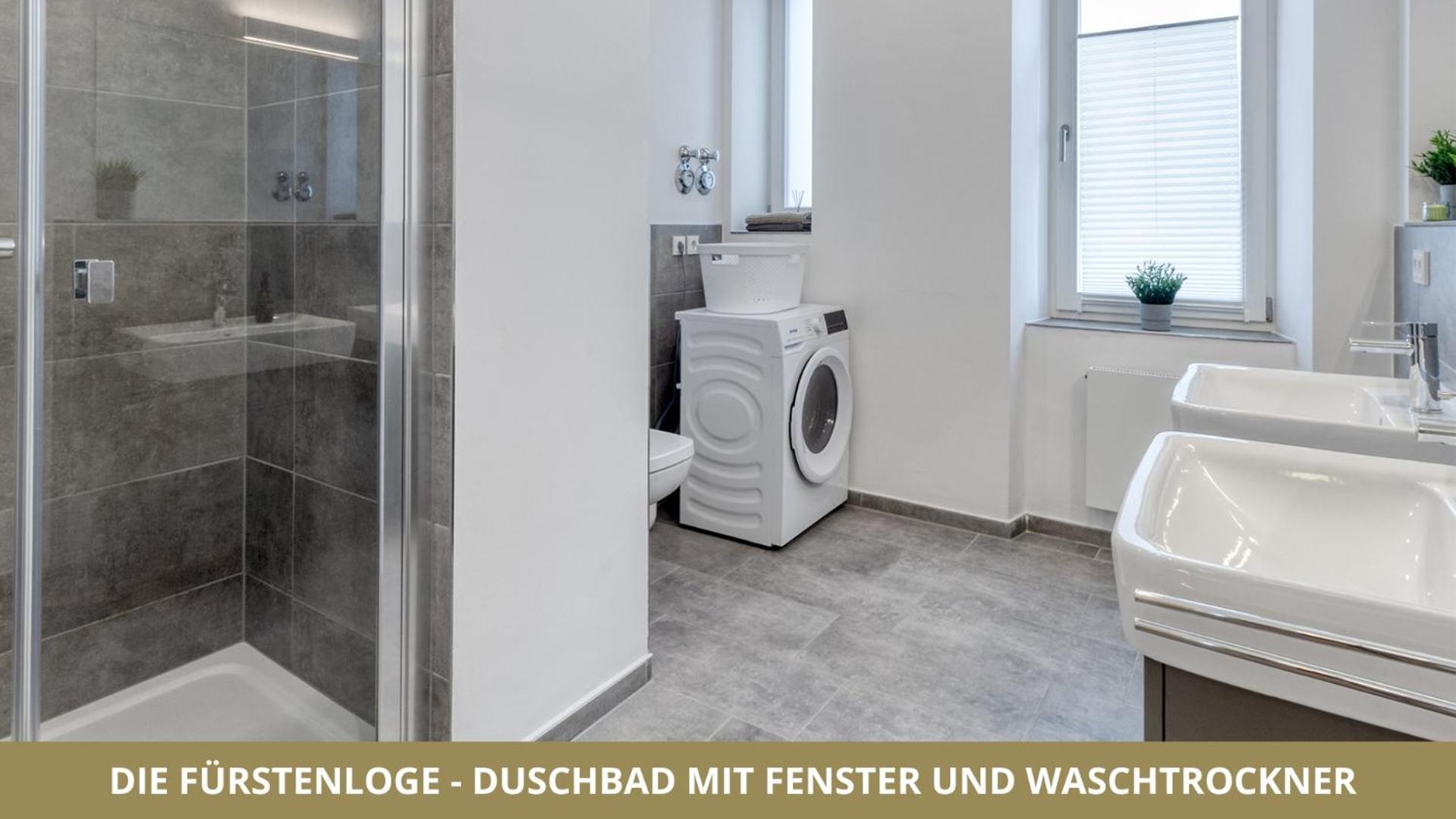 Neu Fewo Fuerstenloge 1-6 Pers Hinter Dem Markgraeflichen Opernhaus - 2 Schlafzimmer Mit Boxspringbetten 4 Einzel Oder 2 Doppelbetten, Balkon Und Einbaukueche, Barrierearm Bayreuth Kültér fotó